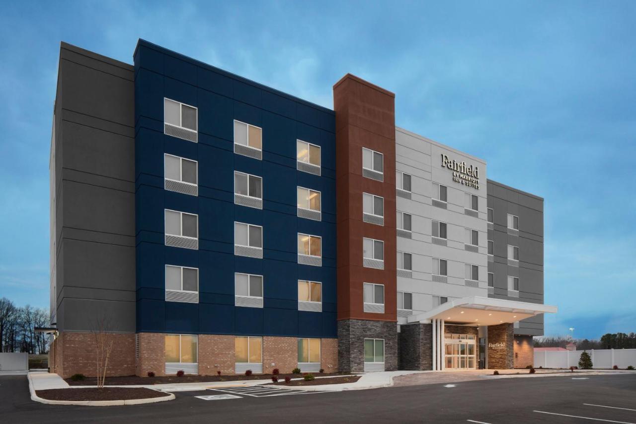 Fairfield Inn & Suites By Marriott Stony Creek Exterior photo